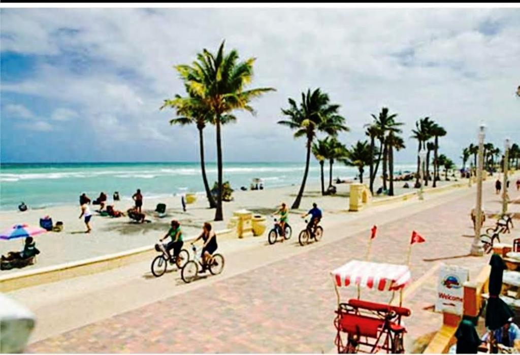 Hollywood Beachfront House Zewnętrze zdjęcie